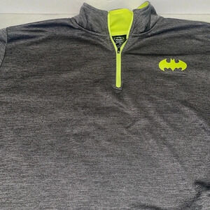 Batman Shirt Mens Extra Large Gray Long Sleeve Activewear Quarter Zip Adult
